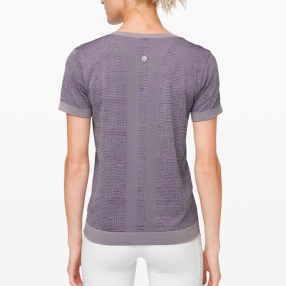 Lululemon Swiftly Relaxed Short Sleeve
Purple Quartz / Violet Grey - Picture 3 of 8
